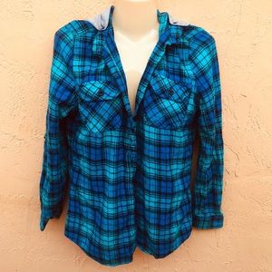 Aqua black striped top size l